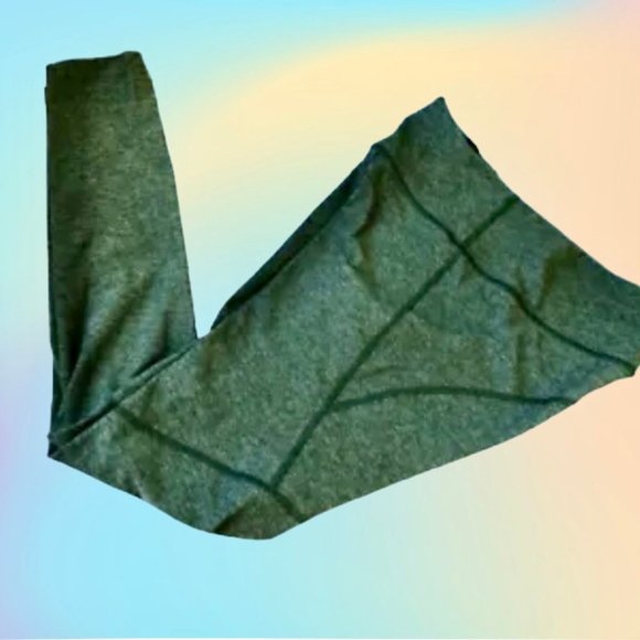 Leggings by Outdoor Voices Hunter Green Warm Up - Picture 3 of 11